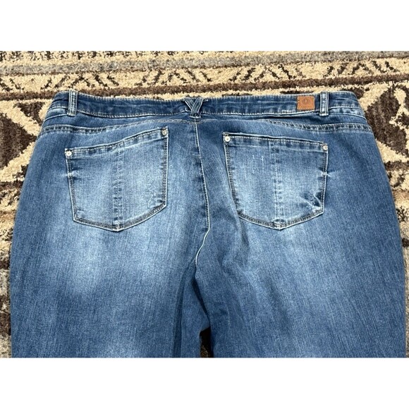 Women’s plus size democracy 20 W flex -ellent Distressed crop jeans Capri - Picture 4 of 4